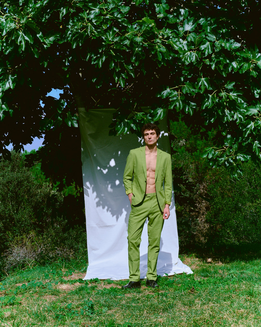 OLIVE GREEN SUIT